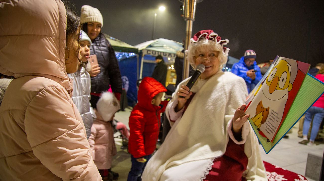 Story time with Mrs. Claus